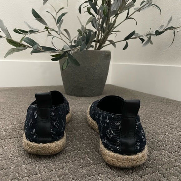 Pre-loved Authentic Louis Vuitton Flat Denim Espadrille - Picture 5 of 10